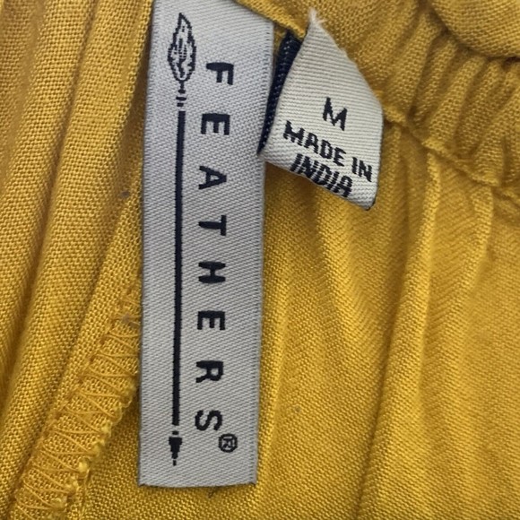 Feathers Women's Size Medium Yellow Floral Bell Sleeve Pullover Blouse Embroider - Picture 5 of 9